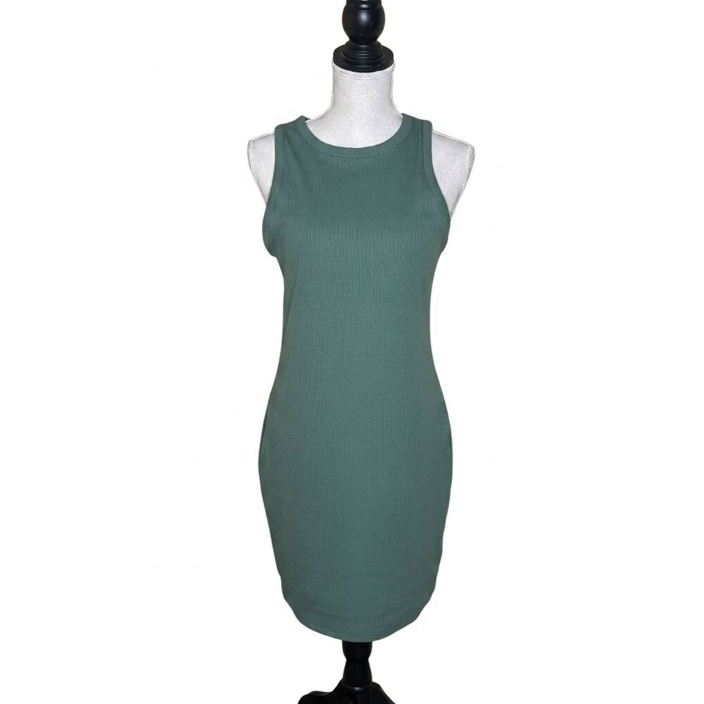 A NEW DAY STRETCH CASUAL RIBBED EVERYDAY WEAR BODY HUGGING LAYERING TANK DRESS